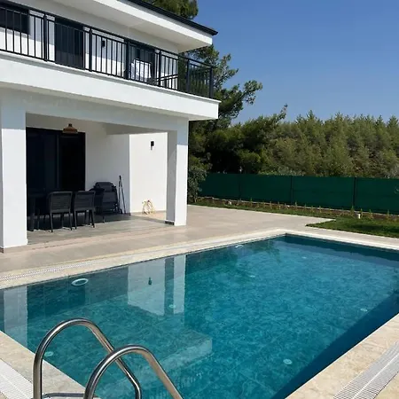 Oliva Otel 4*